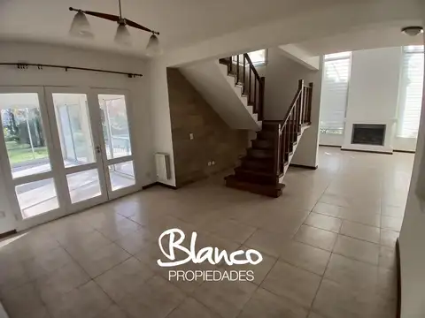 Casa en Alquiler al Norte