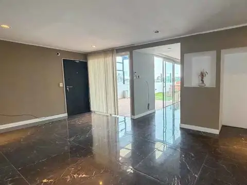 Depto Tipo Casa en Venta 8 años