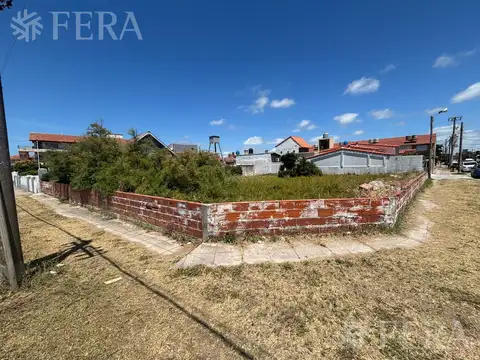 Terreno en Venta 28  mts Fondo