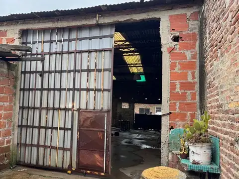 Galpon en Venta en Lanus Este, USD 49.500