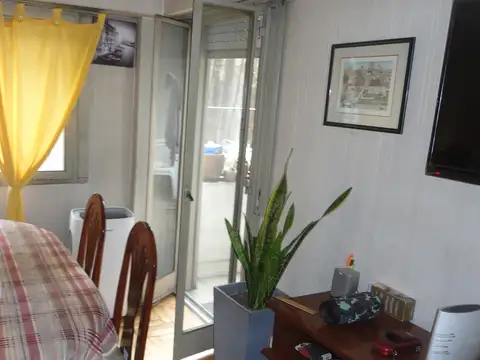 Avenida Directorio 2700, Piso 1