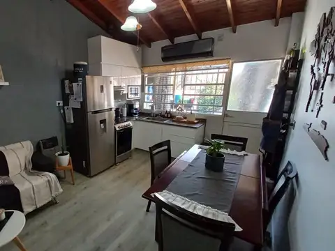 Depto Tipo Casa en Venta de 3 ambientes