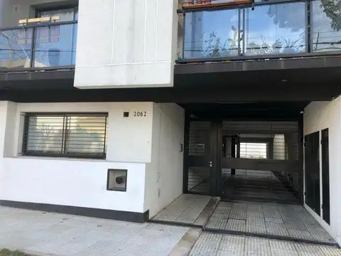 Manuel Acevedo 2000, Piso 1°