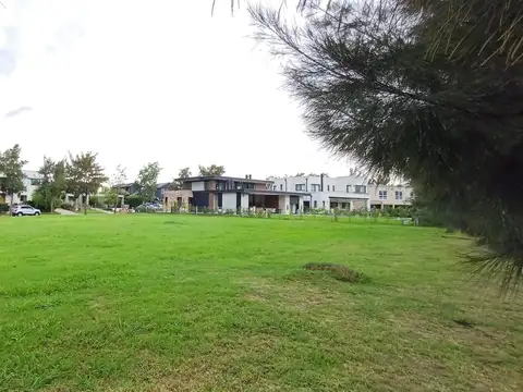 Lote en Venta, 970m2, en Lagos del Norte, Don Torcuato, Tigre