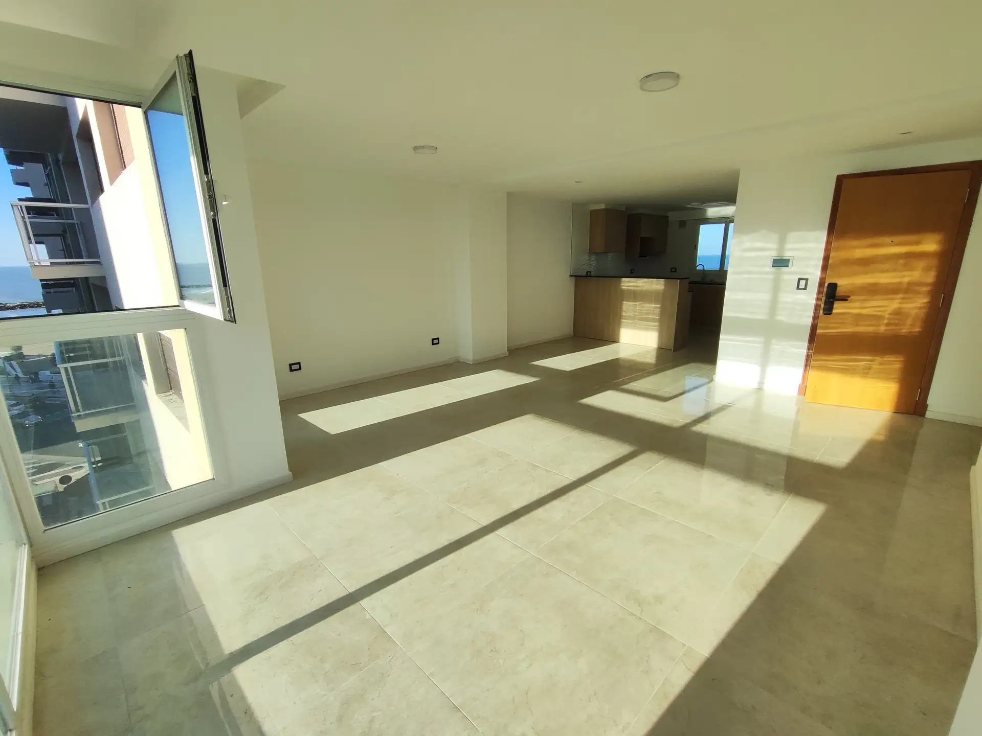 Depto 3 amb, 93m² con vista al mar — La Perla Sur