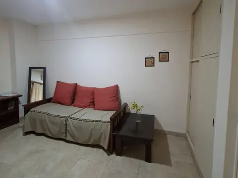 Valentin Gomez 3800, Piso 8