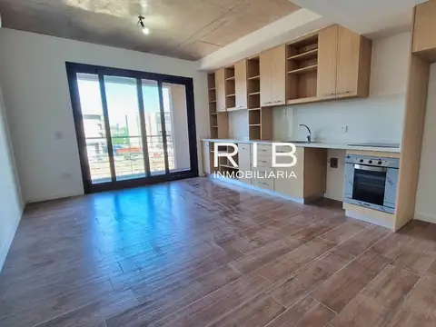 Departamento en Alquiler en Complejo 46 Plaza, USD 800