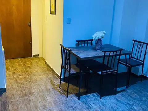 Suipacha 900 , Piso 9