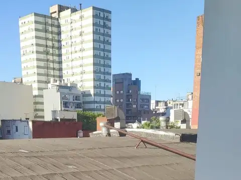 Departamento 2 ambientes con balcón en Caballito