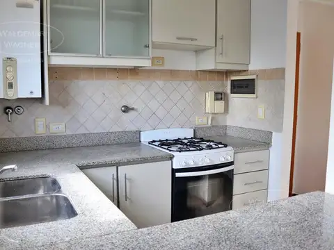 Departamento en Venta en Vicente López Vías / Río, USD 165.000
