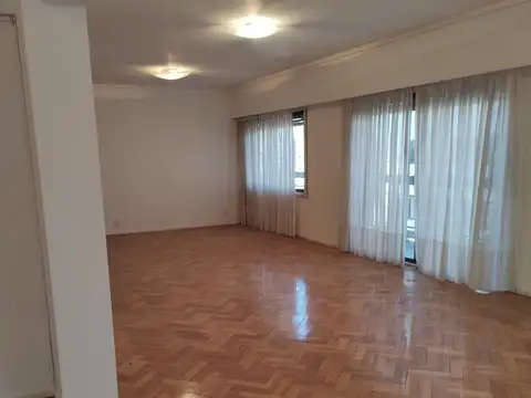 Departamento en Alquiler de 3 dormitorios