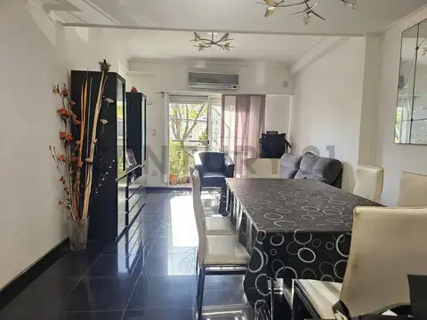 PH 3 Plantas con Terraza, Quincho y Cochera, en Mataderos