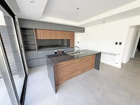 Casa en Venta en Funes, USD 350.000