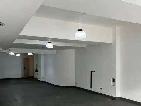 Local en Venta en Plaza San Martín, USD 450.000