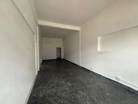 Local en Alquiler en Virreyes, $ 800.000