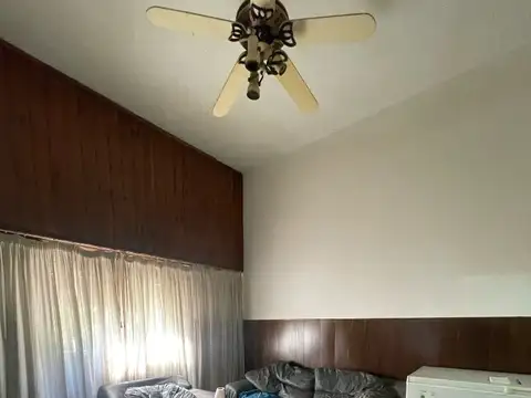 VENTA PH - VIVIENDA MULTIFAMILIAR EN OCHAVA en CASEROS. TRES DE FEBRERO