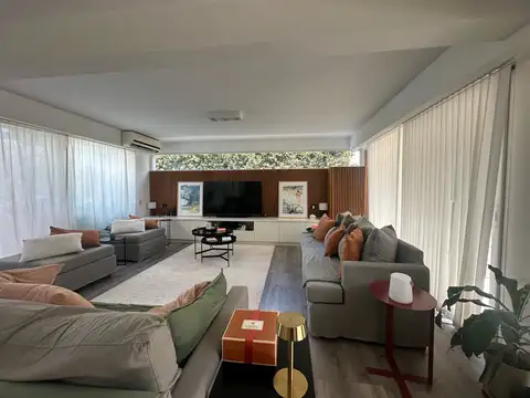 Casa en Venta en Haras Santa María, USD 255.000