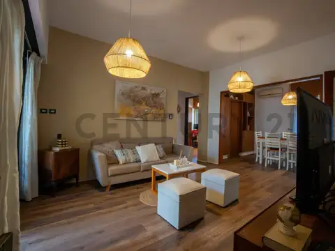 Depto Tipo Casa en Venta de 3 ambientes