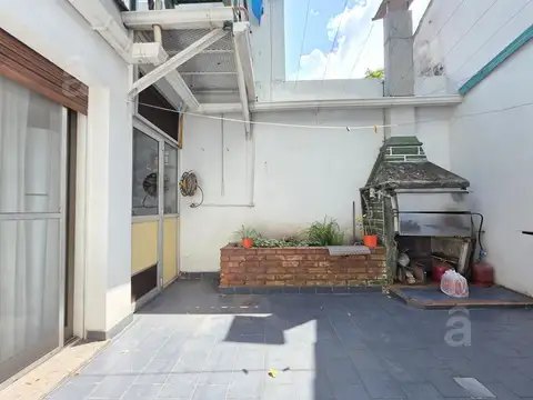 Depto Tipo Casa en Venta de 4 ambientes