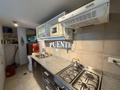 Oficina 2 ambientes con 1 baño