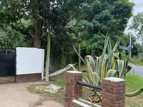 Excelente Quinta en Barrio Los Pioneros