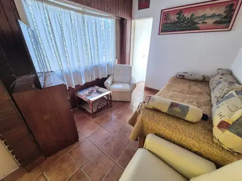 Depto Tipo Casa en Venta 56 años
