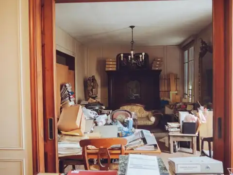 Departamento con balcon y terraza a reciclar en Balvanera!