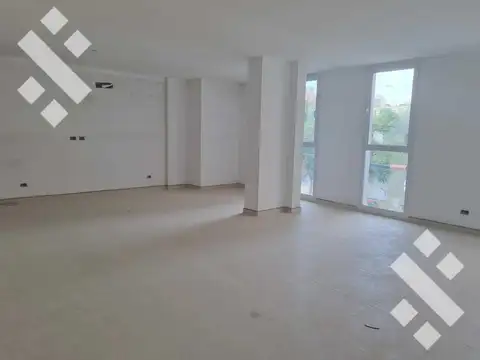 VENTA OFICINA + COCHERA - C.H.RODRIGUEZ Y SALTA
