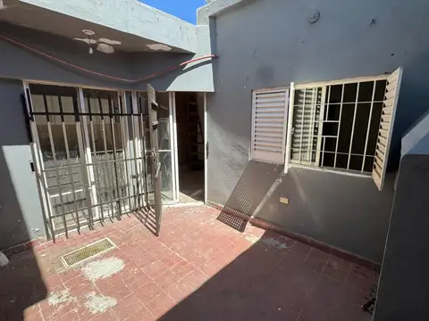 OPORTUNIDAD INVERSOR: 225 M² SUBDIVIDIDOS EN 2 DEPARTAMENTOS