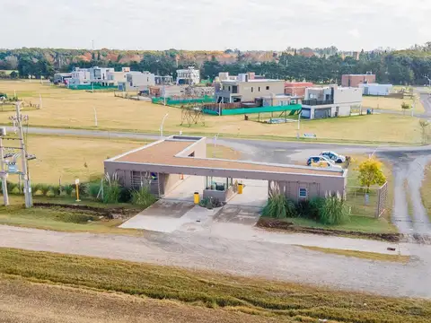 Terreno en Venta en Pueblo Esther, Rosario