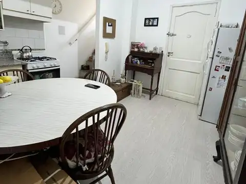 Depto Tipo Casa en Venta de 3 ambientes