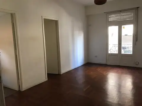 Depto Tipo Casa 2 ambientes con 1 baño