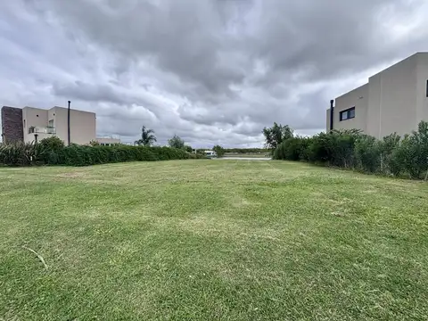 VENTA LOTE EN SAN SEBASTIAN AREA 9 A LA LAGUNA 