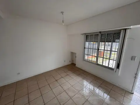 Casa en Alquiler en San Antonio de Padua, $ 1.000.000
