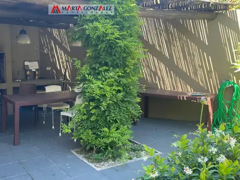 Depto Tipo Casa en Alquiler en Haedo, $ 750.000