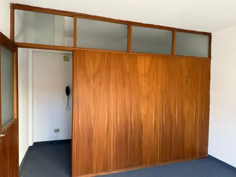 Oficina en Venta en Avellaneda, USD 27.000