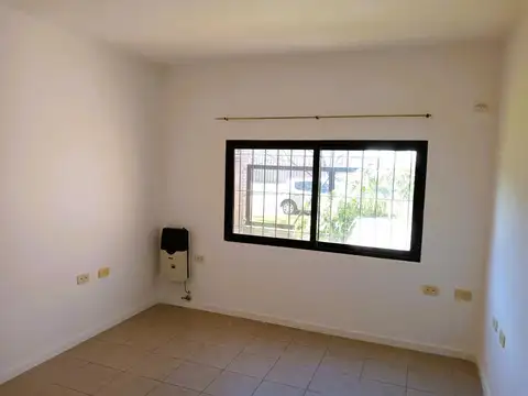 Casa en Alquiler al Este