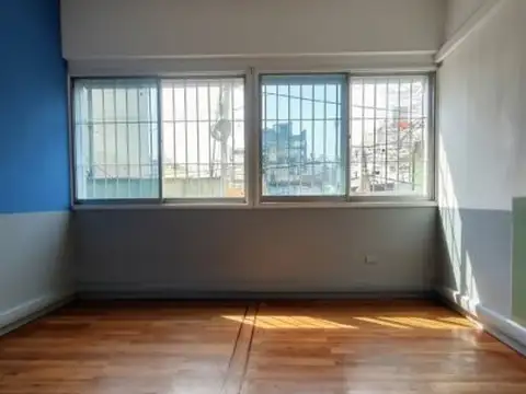 Oficina en Alquiler en Balvanera, $ 1.000.000