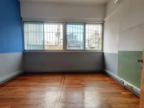 Oficina en Alquiler 66 años
