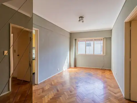 Departamento tres ambientes con lavadero independiente