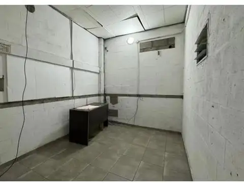 VENDE GALPÓN COMERCIAL 1527 MTS2 EN GRAL RODRIGUEZ
