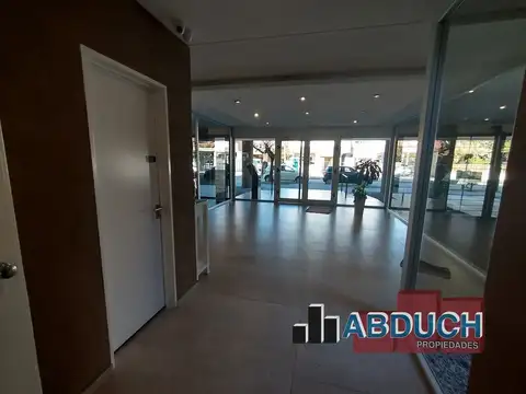 Departamento en Alquiler con 1 cocheras