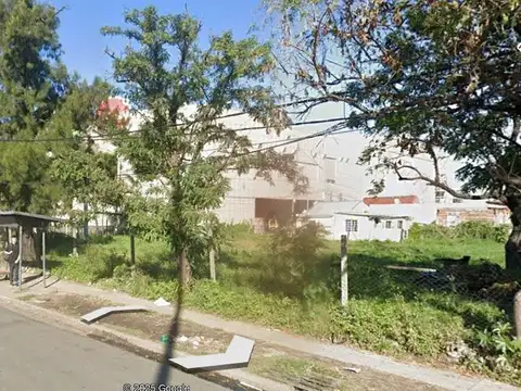 Galpon en Venta 27  mts Fondo