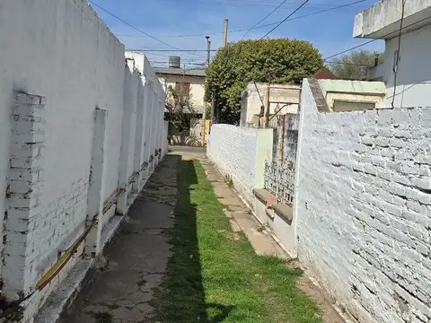 Doctor Clodomiro Ferreyra 400