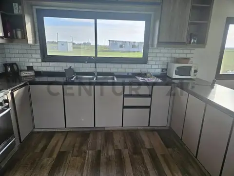 Casa en Venta en Estancia Las Malvinas, USD 200.000
