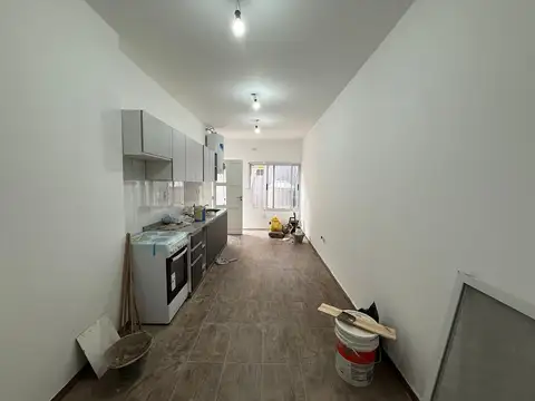 Oficina en Alquiler con 1 cochera