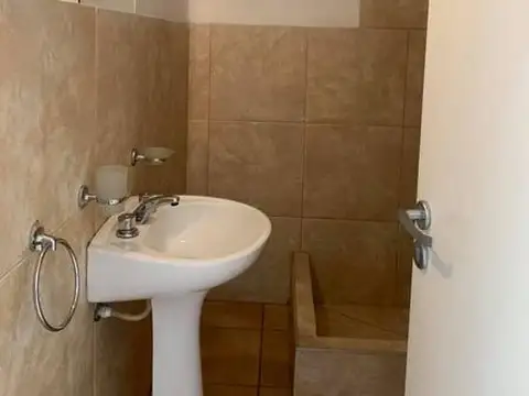 Departamento en Alquiler en Munro, $ 700.000