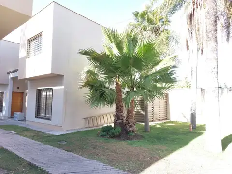 Departamento en Alquiler de 4 ambientes