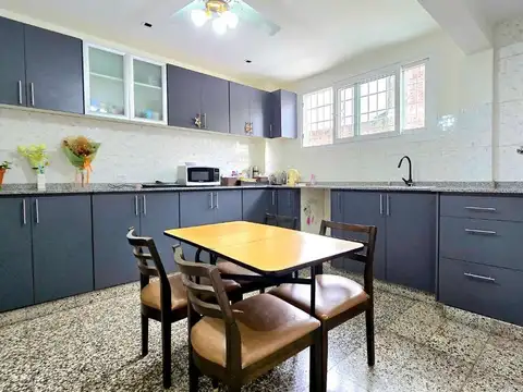 Depto Tipo Casa en Venta en Ramos Mejia, USD 115.000