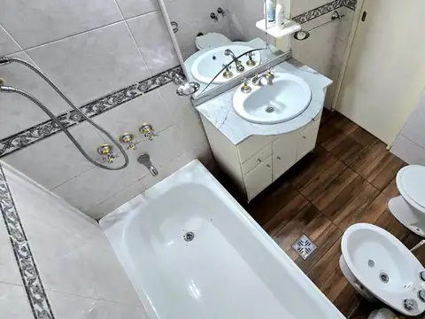 Depto Tipo Casa 4 ambientes con 1 baño